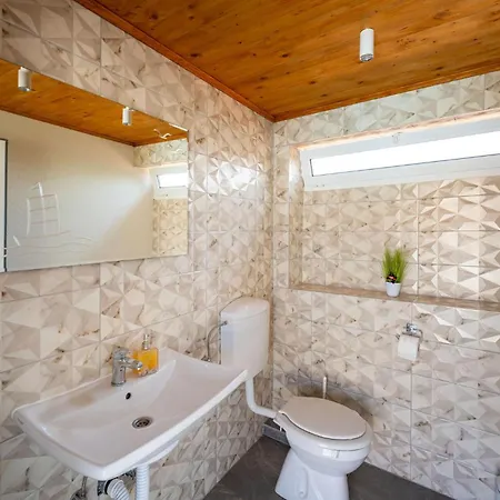 Apartamento Amazing In With Kitchen Galovac (Zadar)
