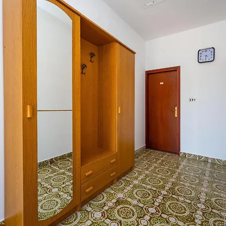 Amazing In With Kitchen Galovac (Zadar)