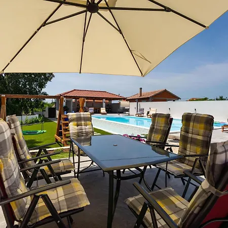 2 Bedroom Amazing In * Galovac (Zadar)