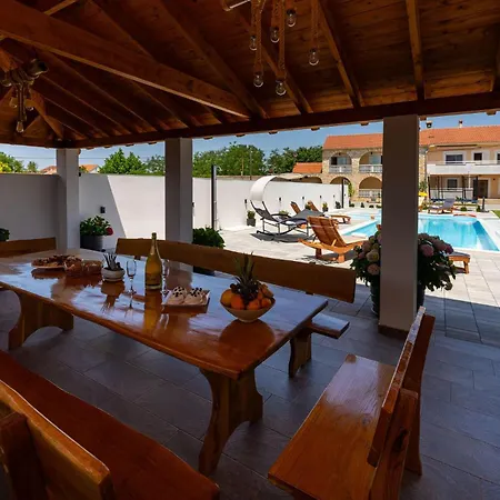 2 Bedroom Amazing In Apartament *