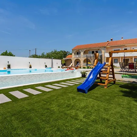 2 Bedroom Amazing In *