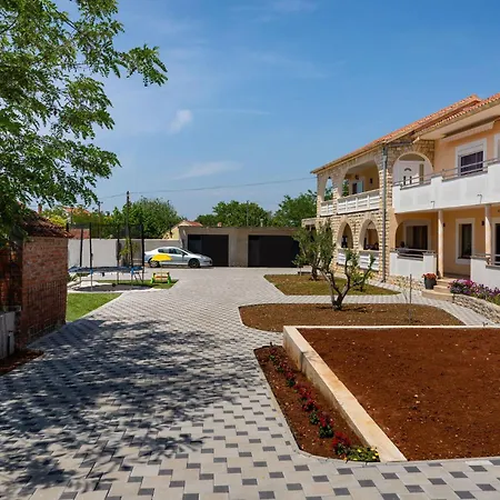 2 Bedroom Amazing In Apartament